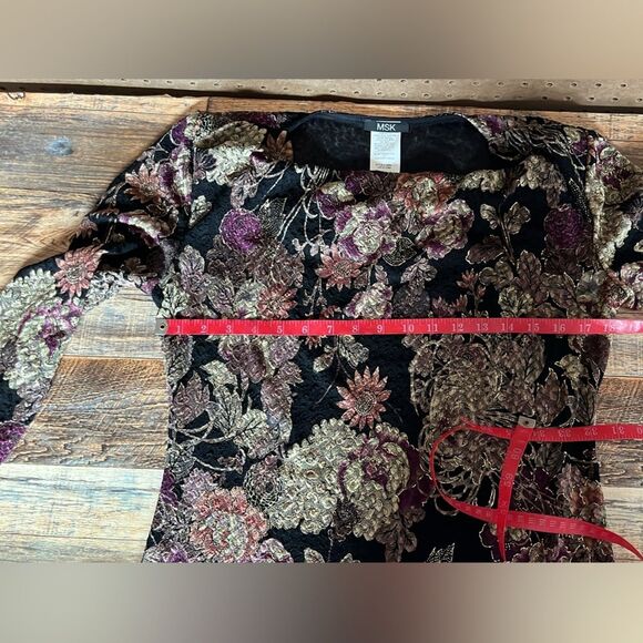 MSK Floral Draped Collar Top β Size Small - Picture 4 of 8